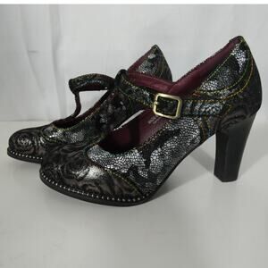 L'ARTISTE By Spring Step Mazie Metallic Leather T-Strap Pumps Size 35 (5)